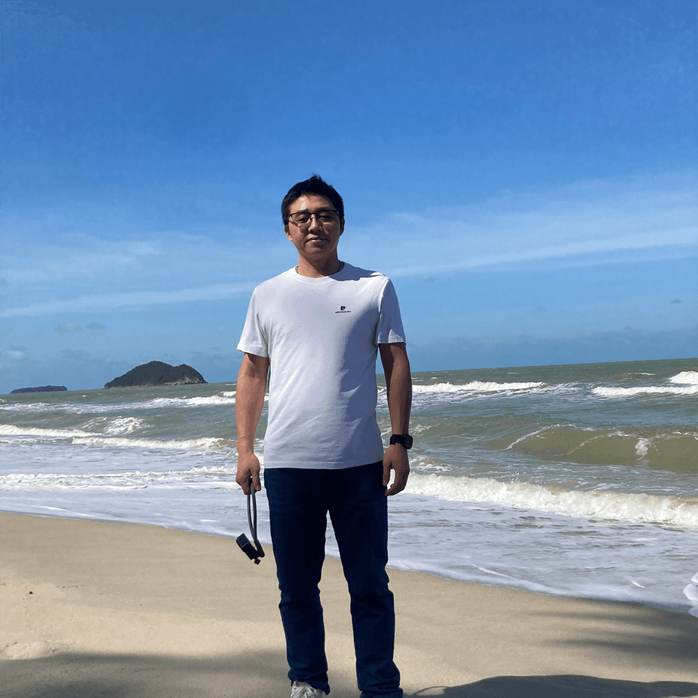 专业开发者头像 - 友好风格